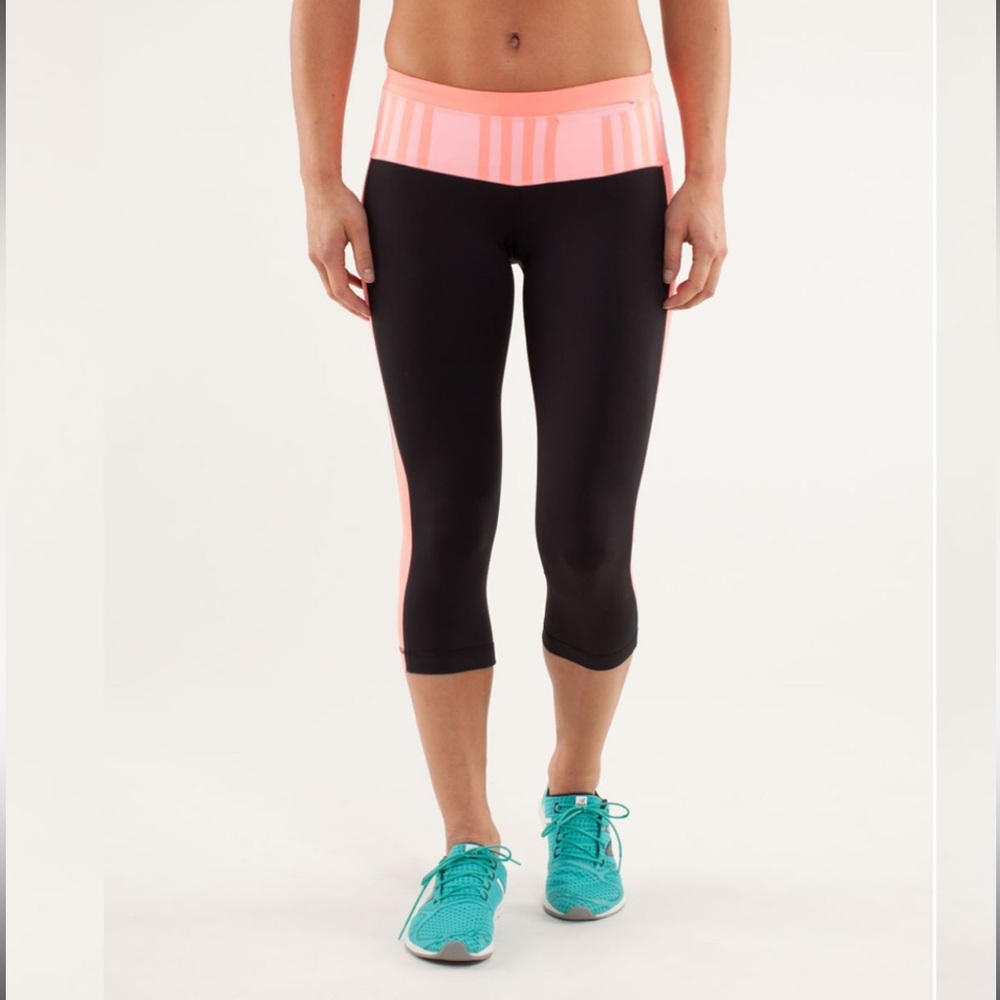 Lululemon Run Proceed with Speed Crop size 4 Black Leggings